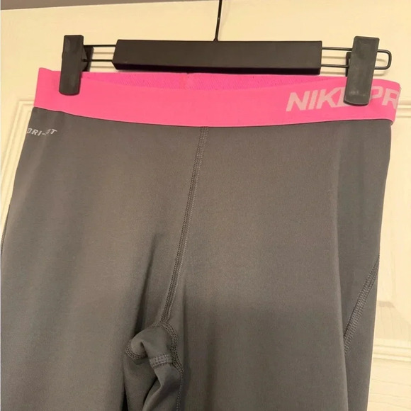 Nike Pro Womens Medium Leggings Gray Pink Waist Band - Picture 4 of 6